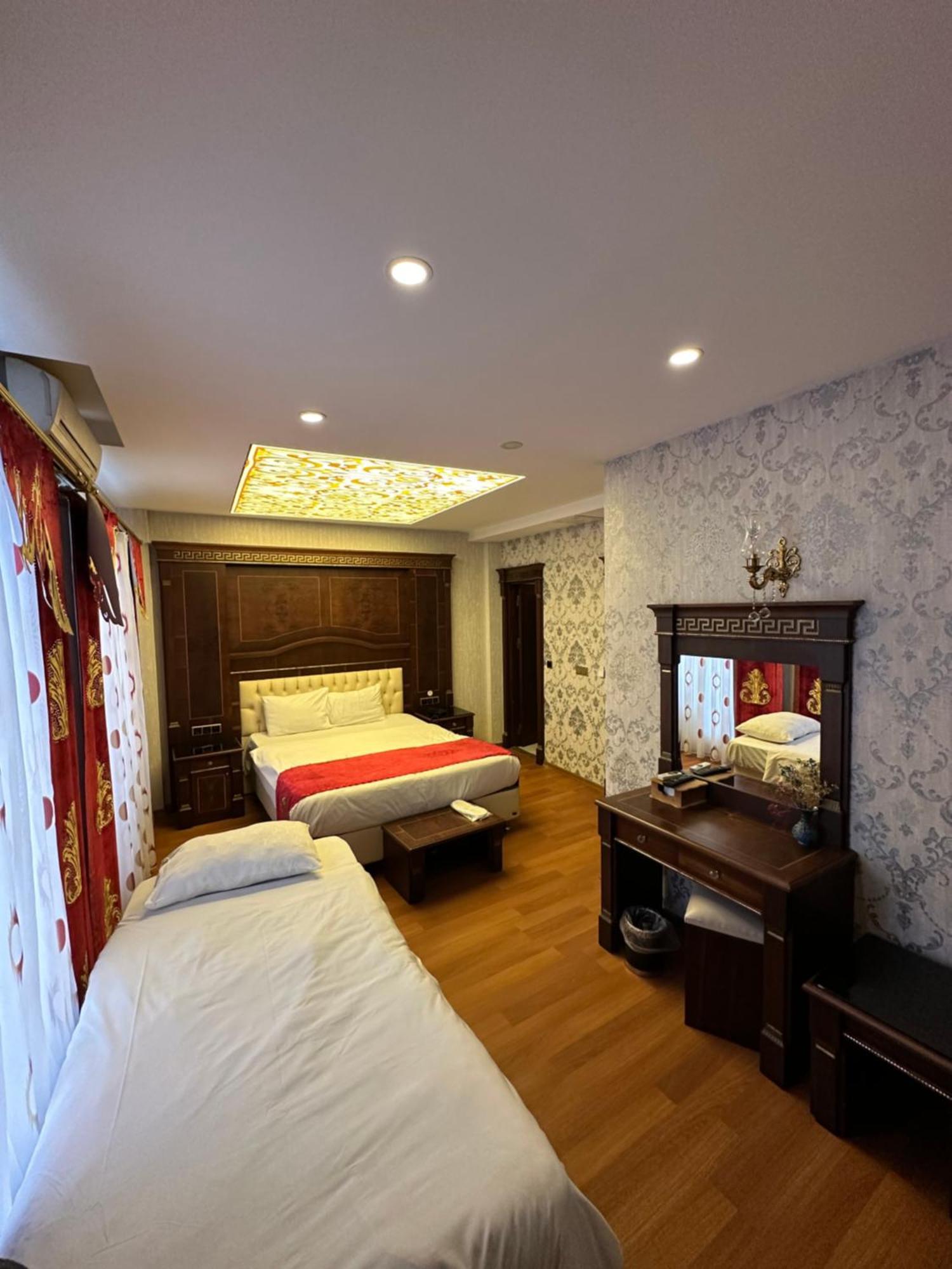 Napolyon Hotel Istanbul Exterior foto