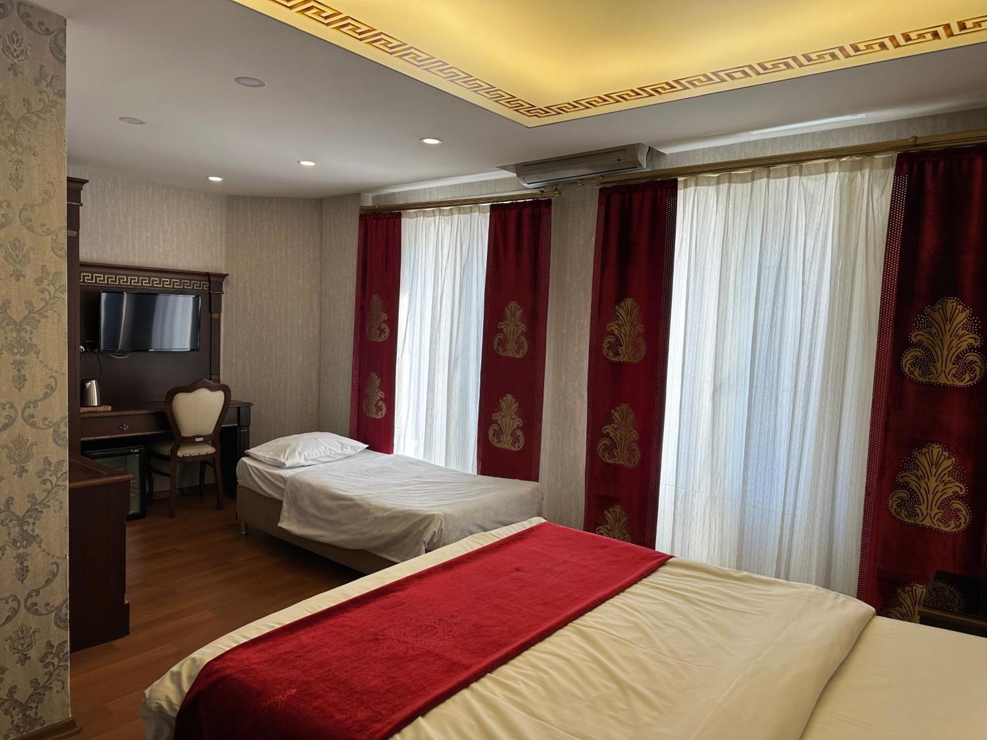 Napolyon Hotel Istanbul Exterior foto
